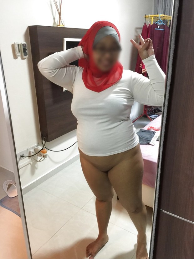 Hijab Malaysian Chubby Mamma